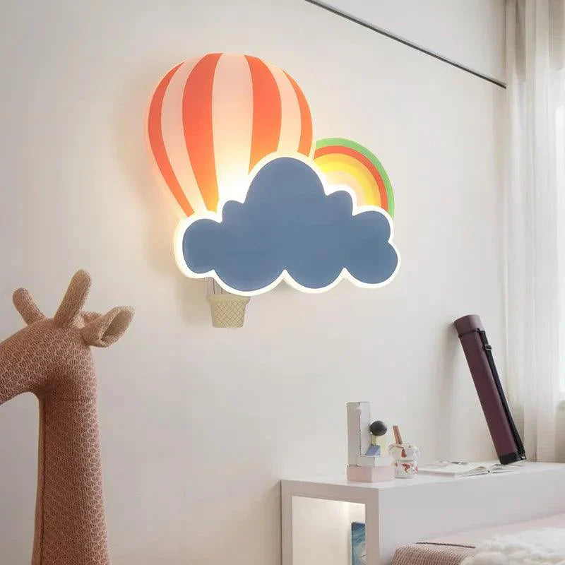 Luz infantil / NUBE 