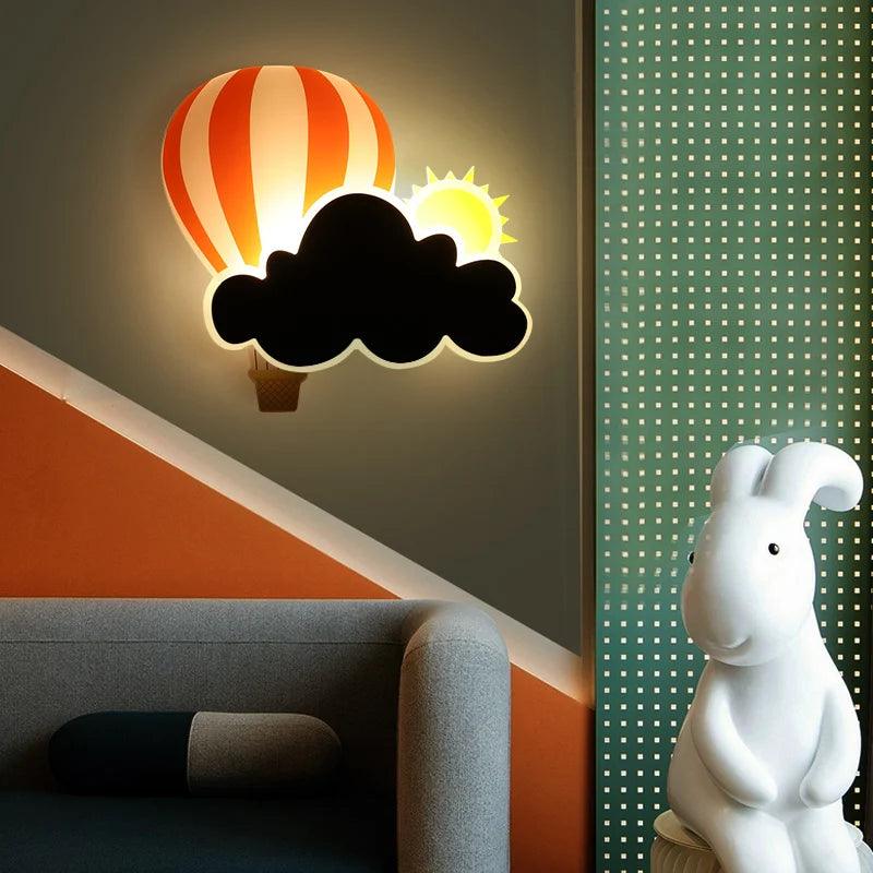 Luz infantil / NUBE 